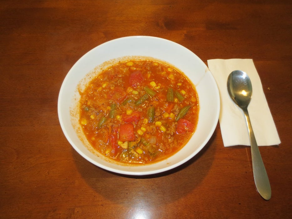 冬季暖身香辣牛肉蔬菜汤