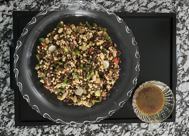 多谷物豆类沙拉