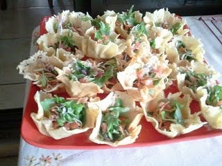 帕尔马奶酪篮子沙拉