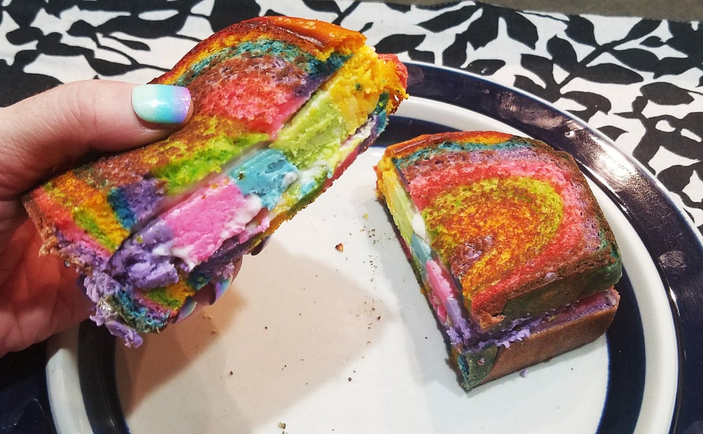 自制彩虹芝士独角兽面包三明治