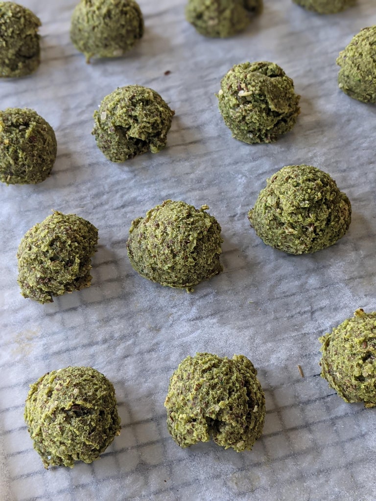 迷你绿色蛋白球