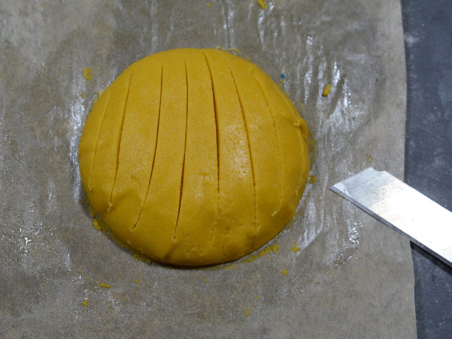 表面刻纹与烘焙