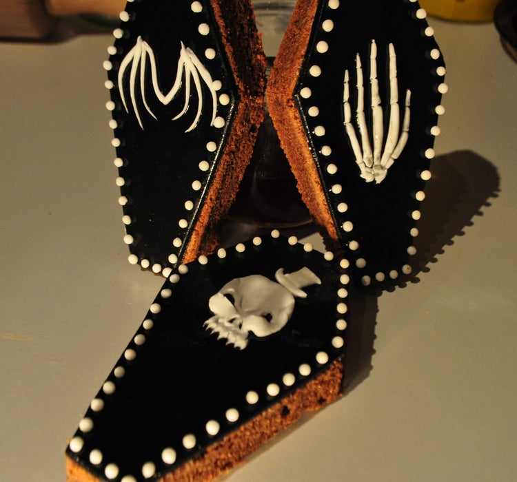 巧克力棺材蛋糕