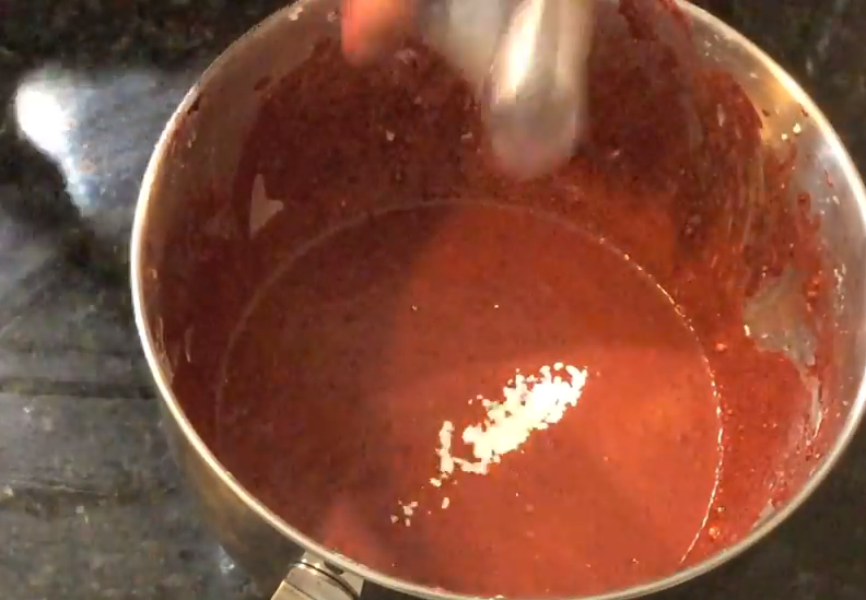 加入小苏打和醋