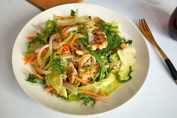 鸡肉沙拉